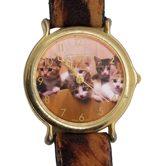 REGENT VINTAGE KITTENS THEME LADIES WATCH - Picture 1 of 9